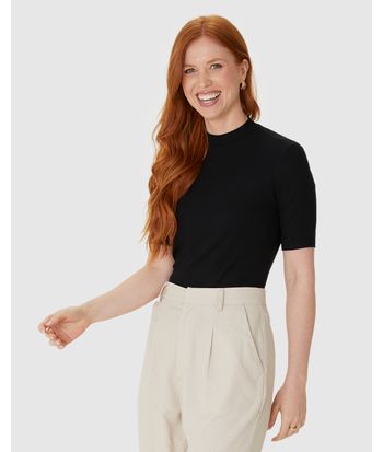 Blusa Básica Feminina Gola Alta Em Canelado De Viscose