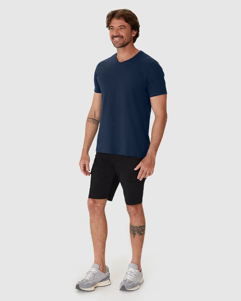 Camiseta Básica Masculina Gola V Em Algodão