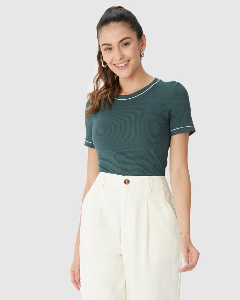 Blusa Básica Feminina Costura Contraste Em Malha Viscose Canelada