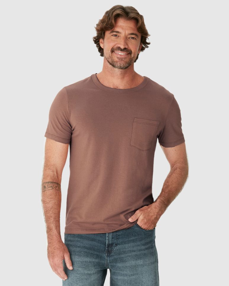 Camiseta Básica Masculina Detalhe Bolso Frontal Em Malha Linho