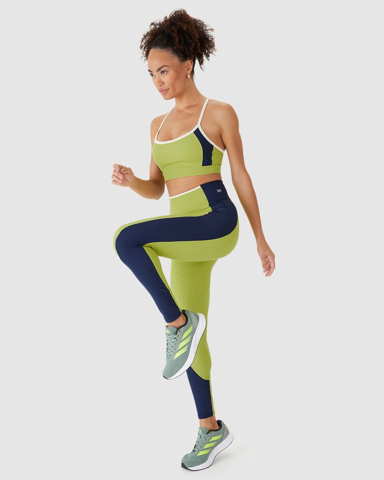 Calça Legging Esportiva Bicolor Em Malha Canelada