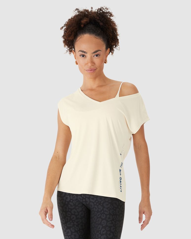 Blusa Esportiva Feminina Living On The Move Em Malha Dry E Proteção UV50+