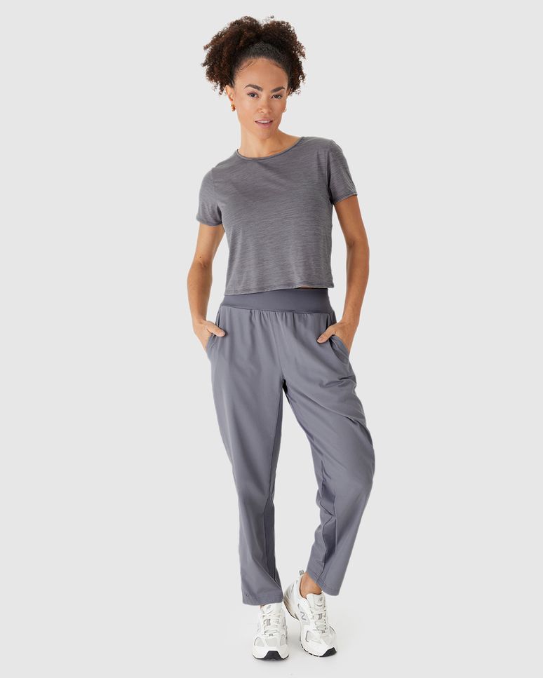 Calça Esportiva Feminina Runner Botão Ajuste Na Barra Em Tafetá Com Elastano