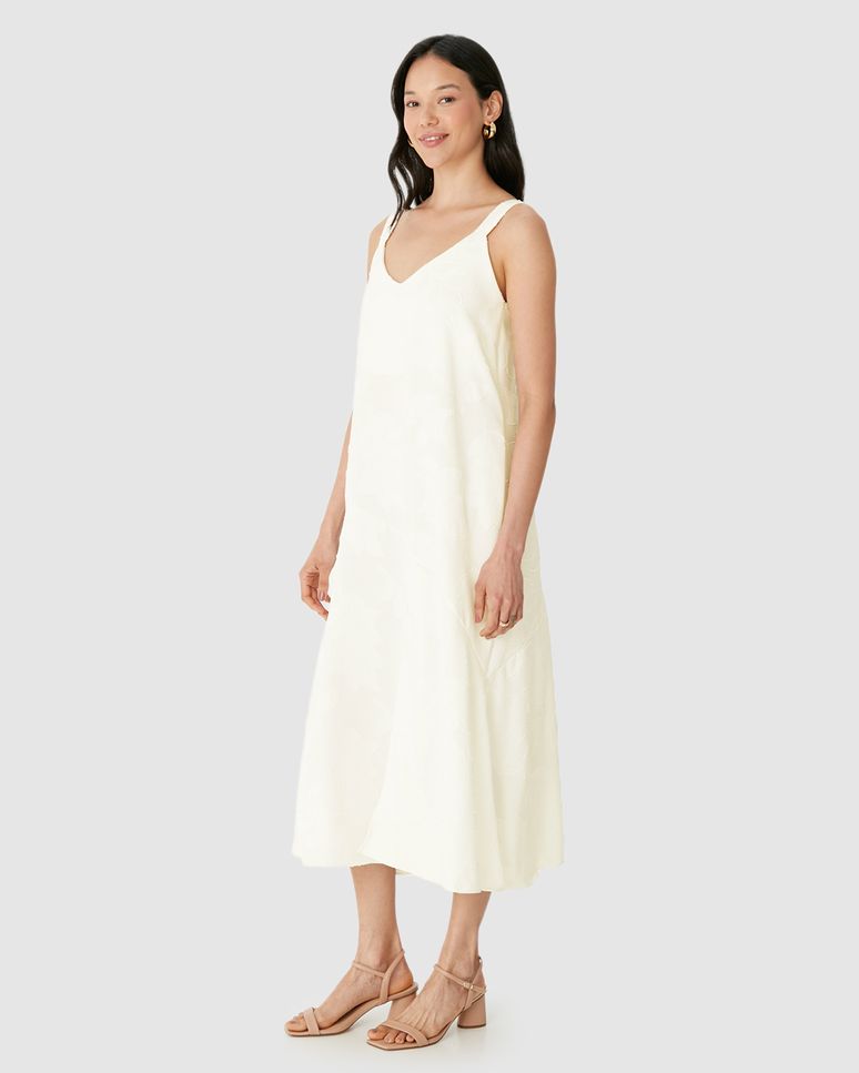 Vestido Midi Feminino Evasê Detalhe Fenda Frontal Em Tecido Jacquard