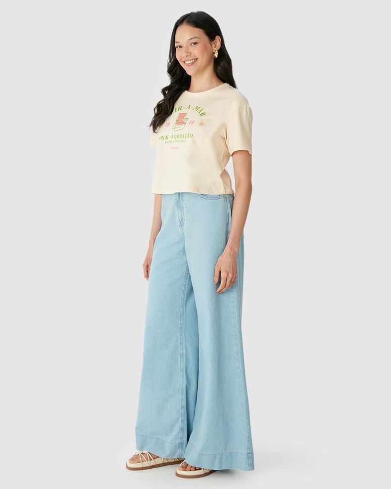Camiseta Cropped Feminina Estampa Beira-A-Mar Em Algodão