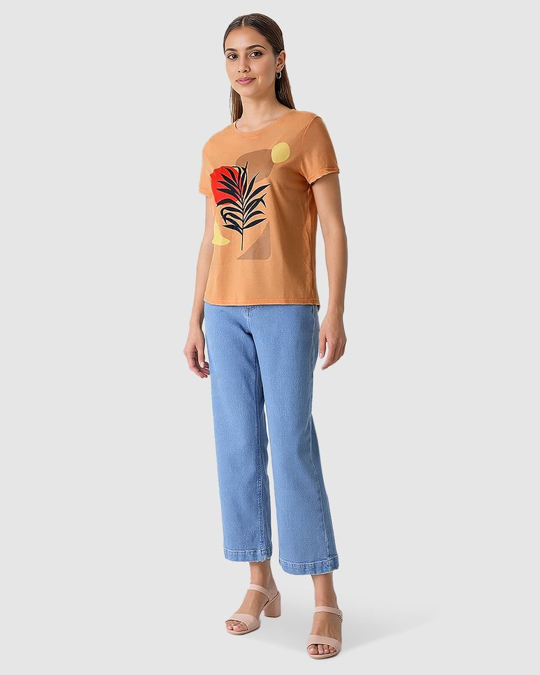 Camiseta Feminina Estampa Frontal Abertura Costas Em Malha Moulinê