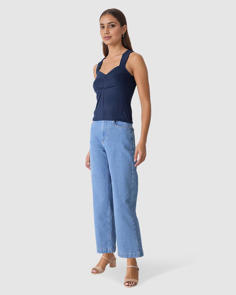 Regata Feminina Decote V Alça Larga Em Viscose Stretch