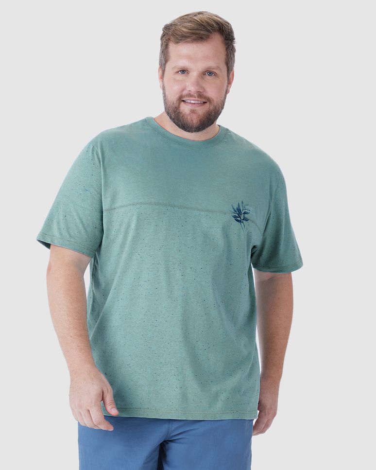 Camiseta Masculina Plus Size Detalhe Recorte Em Malha Botonê
