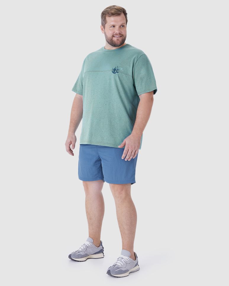 Camiseta Masculina Plus Size Detalhe Recorte Em Malha Botonê