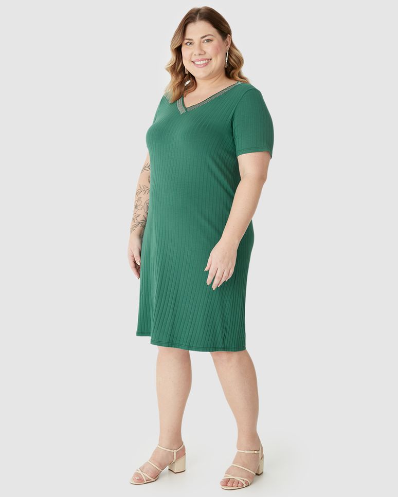 Vestido Feminino Plus Size Reto Decote V Retilínea Em Malha Viscose Canelada