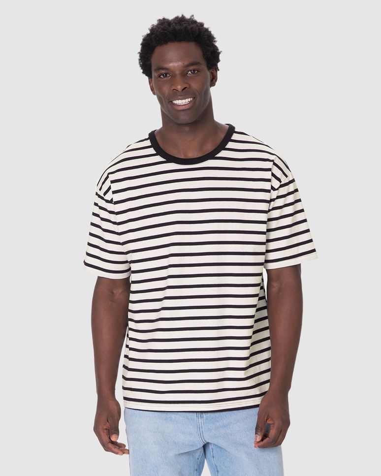 Camiseta Masculina Regular Listrada Manga Curta Em Algodão