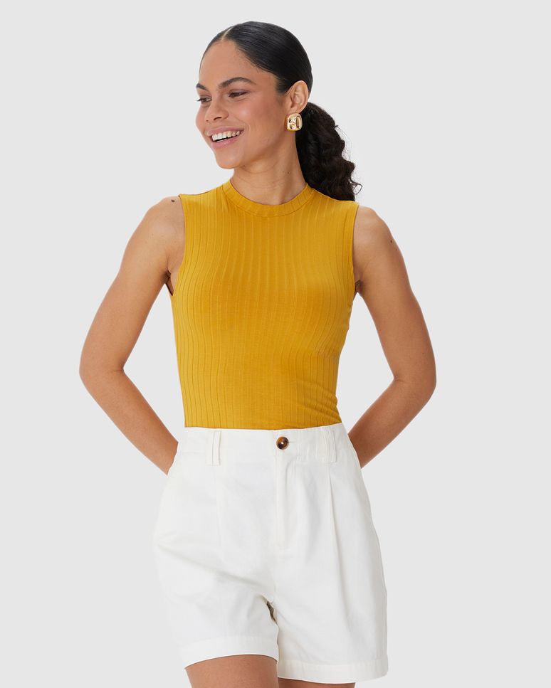 Regata Básica Feminina Justa Gola Alta Em Malha Viscose Canelada