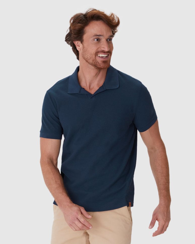 Camisa Polo Masculina Slim Etiqueta Decorativa Na Barra Em Malha Texturizada