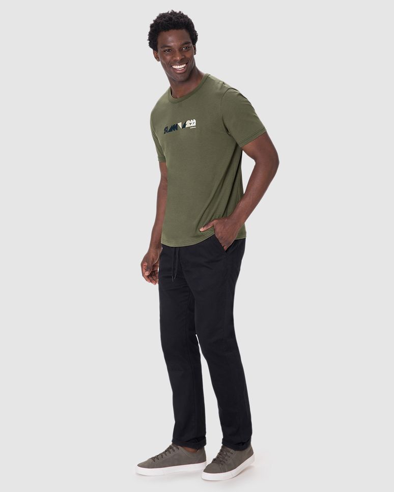 Camiseta Masculina Manga Curta Estampa Discreta Frontal Em Algodão