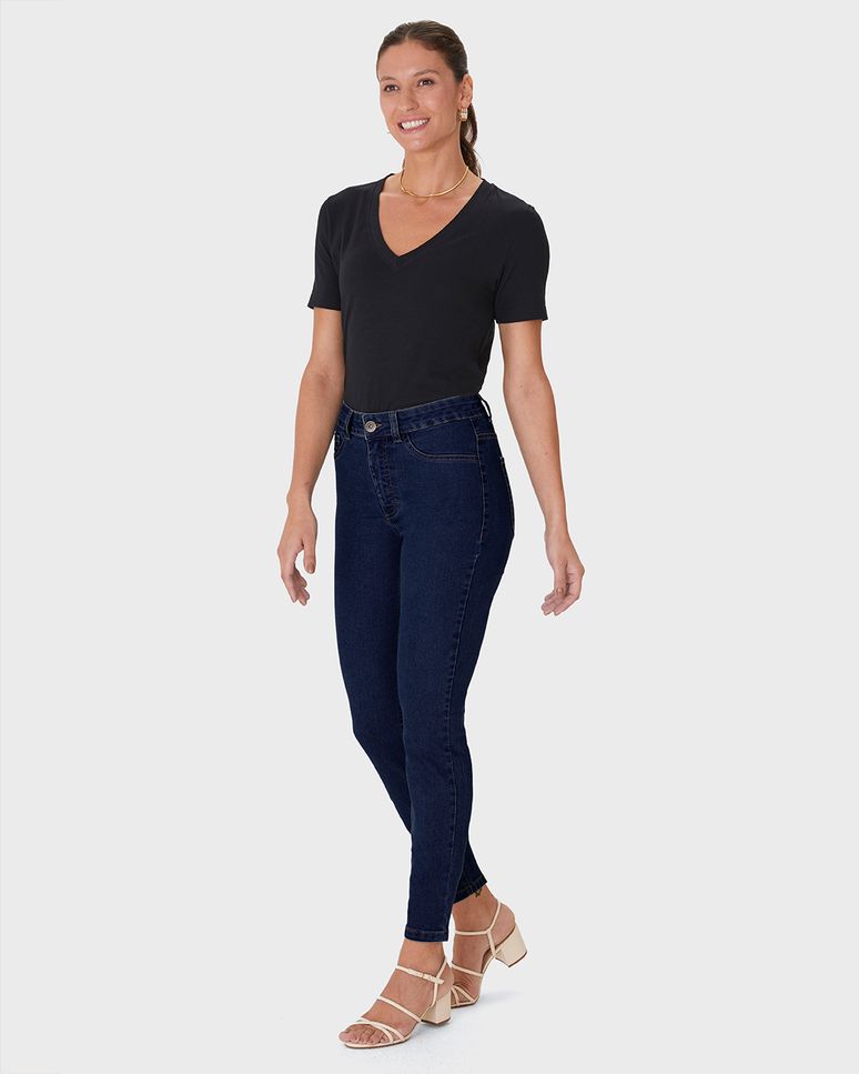 Calça Feminina Cigarrete Cintura Média Em Jeans Com Elastano