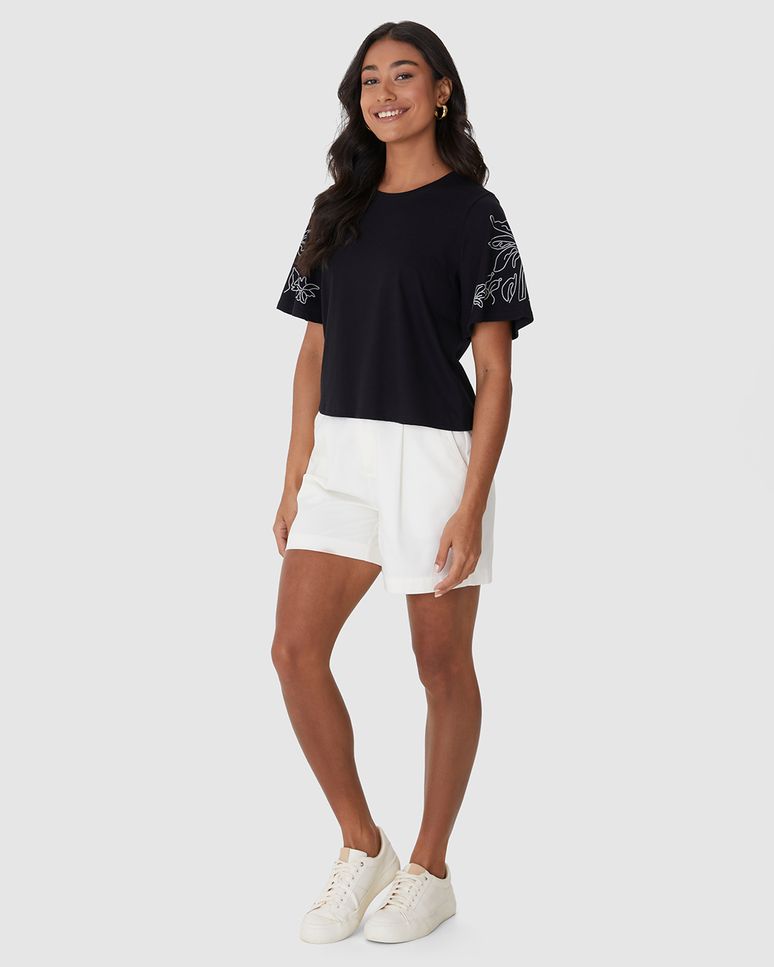 Blusa Feminina Manga Curta Com Estampa Puff Em Malha Comfy