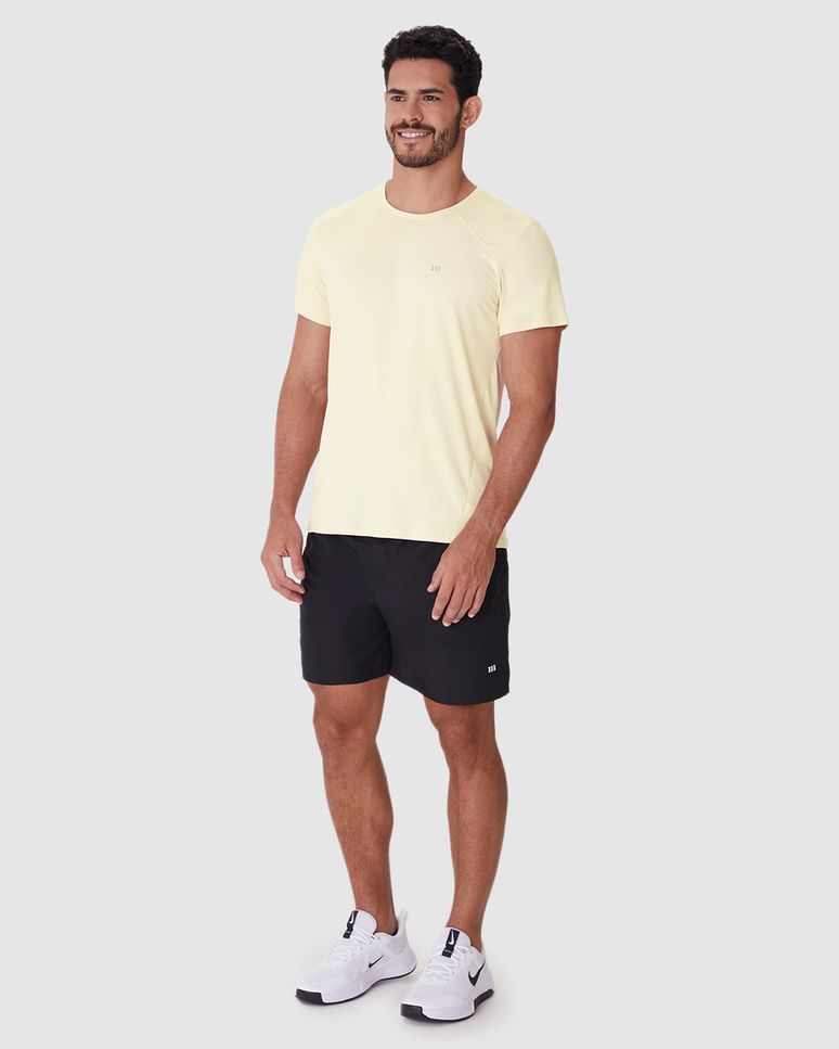 Camiseta Esportiva Masculina Slim Manga Curta Em Malha Dry E Proteção UV50+