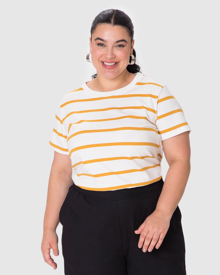 Blusa Feminina Plus Size Decote Redondo Manga Curta Em Malha Listrada