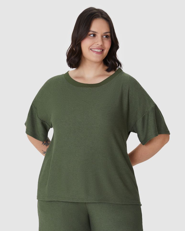 Blusa Feminina Plus Size Mullet Manga Curta Em Malha Viscose Texturizada