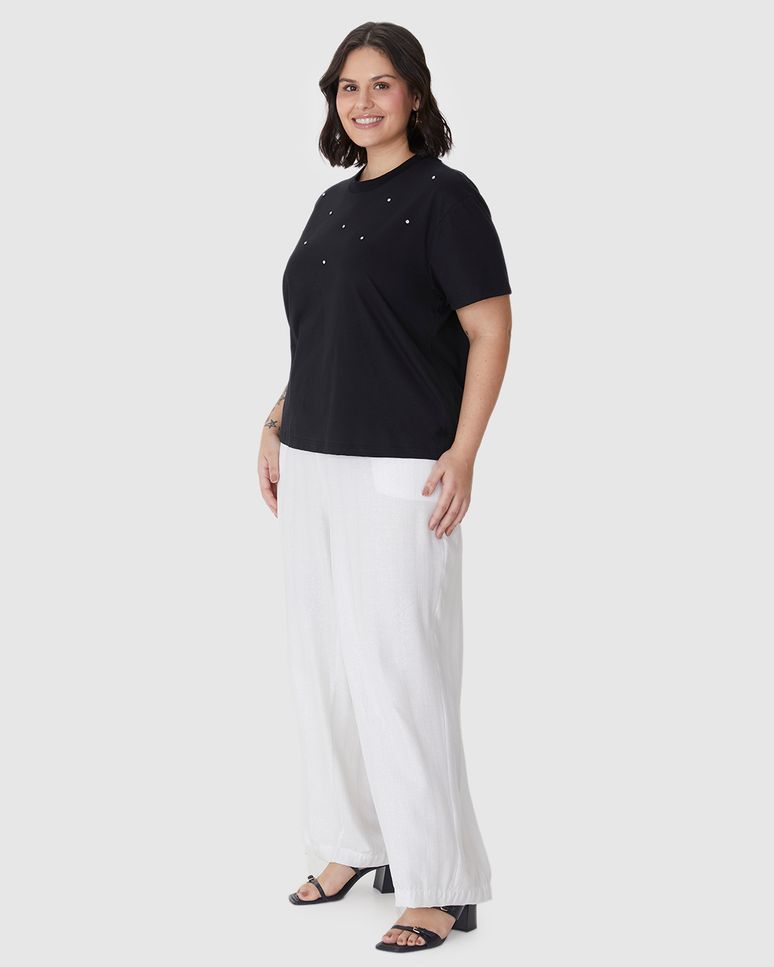 Camiseta Feminina Plus Size Box Aplique Rebite Com Strass Em Algodão