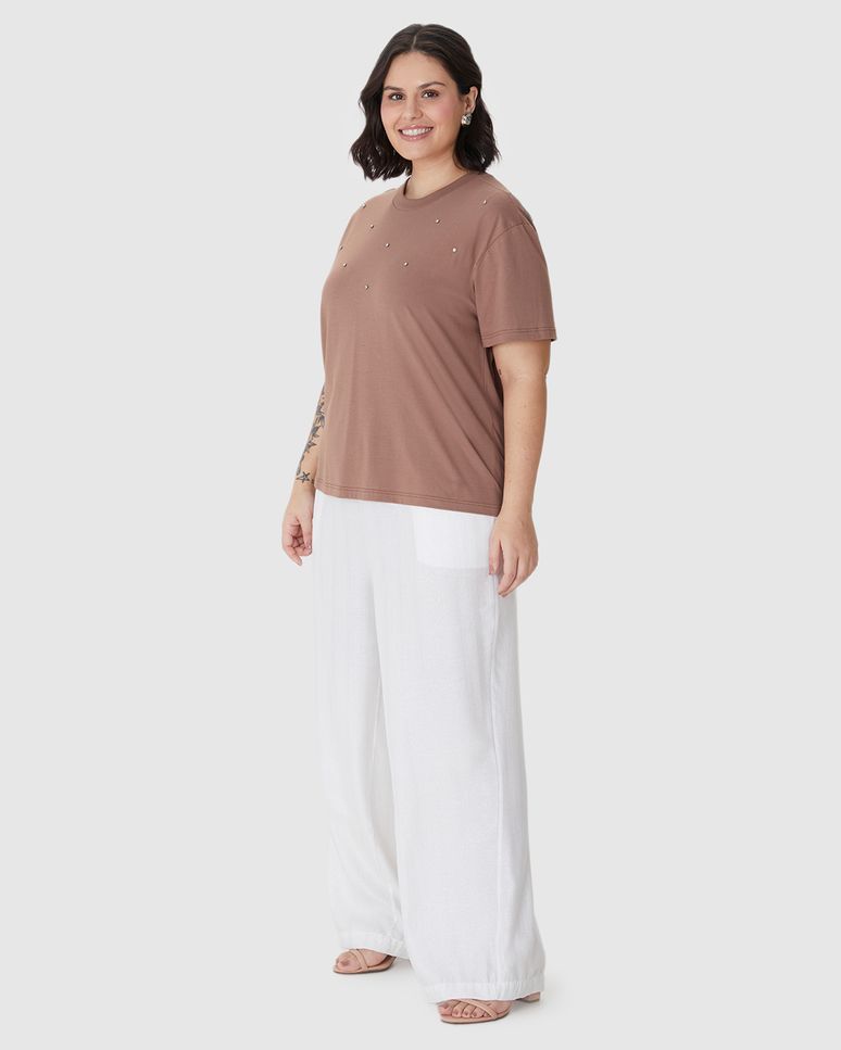 Camiseta Feminina Plus Size Box Aplique Rebite Com Strass Em Algodão