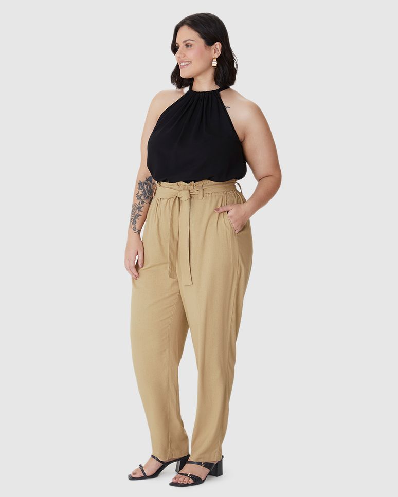 Calça Feminina Plus Size Clochard Com Cinto Em Viscolinho