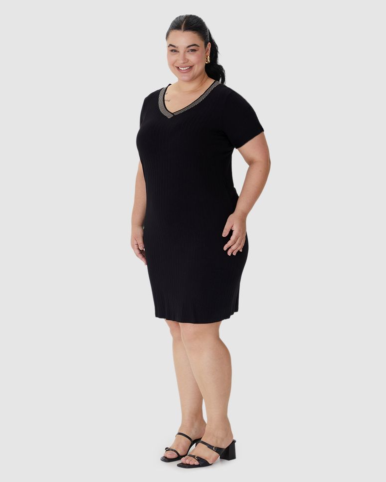 Vestido Feminino Plus Size Reto Decote V Retilínea Em Malha Viscose Canelada