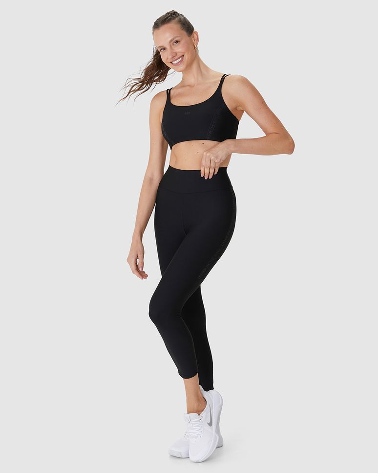 Calça Esportiva Feminina Capri Living On The Move Malha Dry E Proteção UV50+