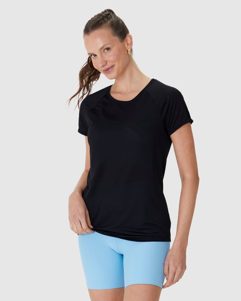 Blusa Esportiva Feminina Reta Holiday Resort Living On The Move Em Malha Dry