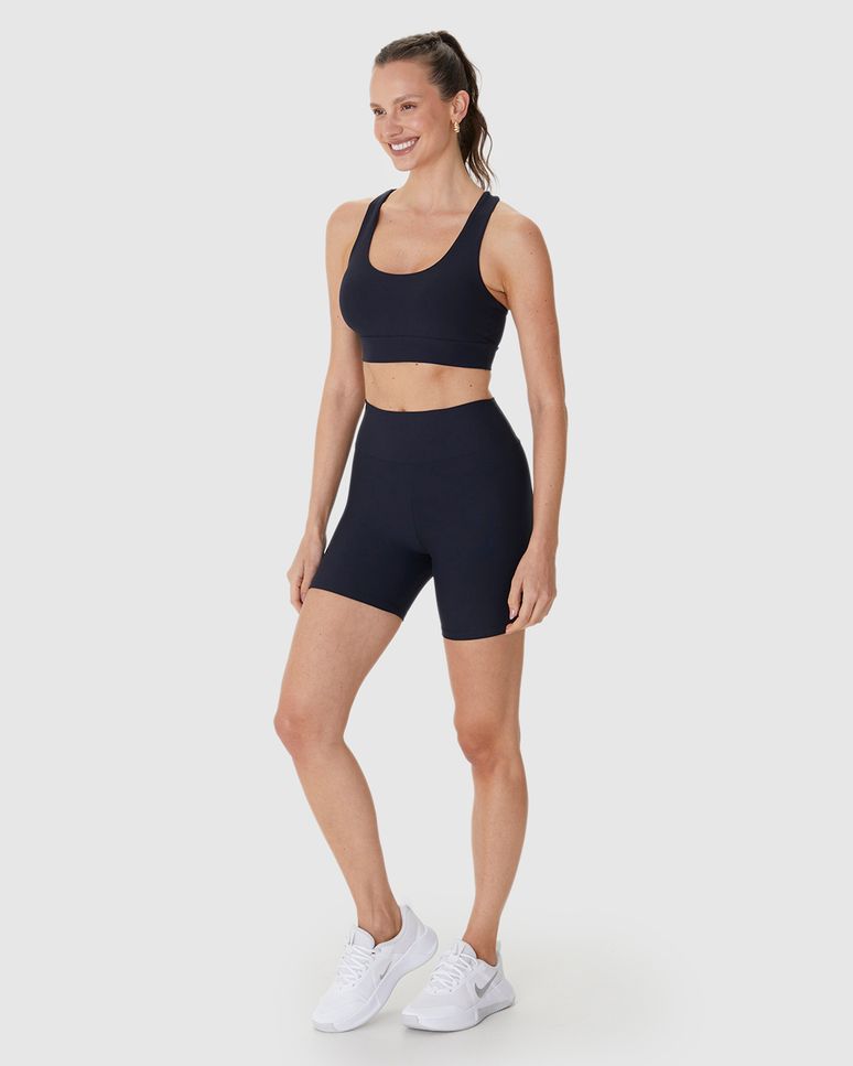 Shorts Esportivo Feminino Justo Em Malha Com Proteção UV50+