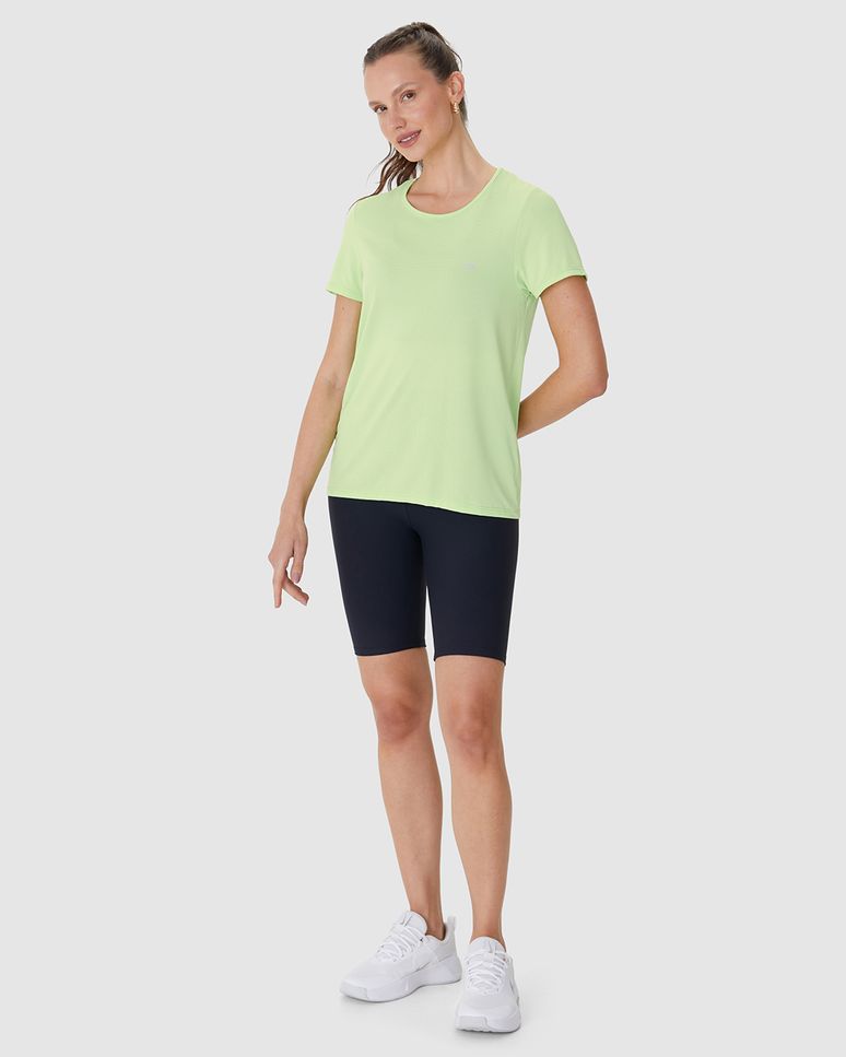 Blusa Esportiva Básica Feminina Decote Redondo Manga Curta Em Malha Dry Malwee Active