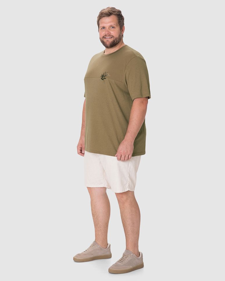 Camiseta Masculina Plus Size Detalhe Recorte Em Malha Botonê