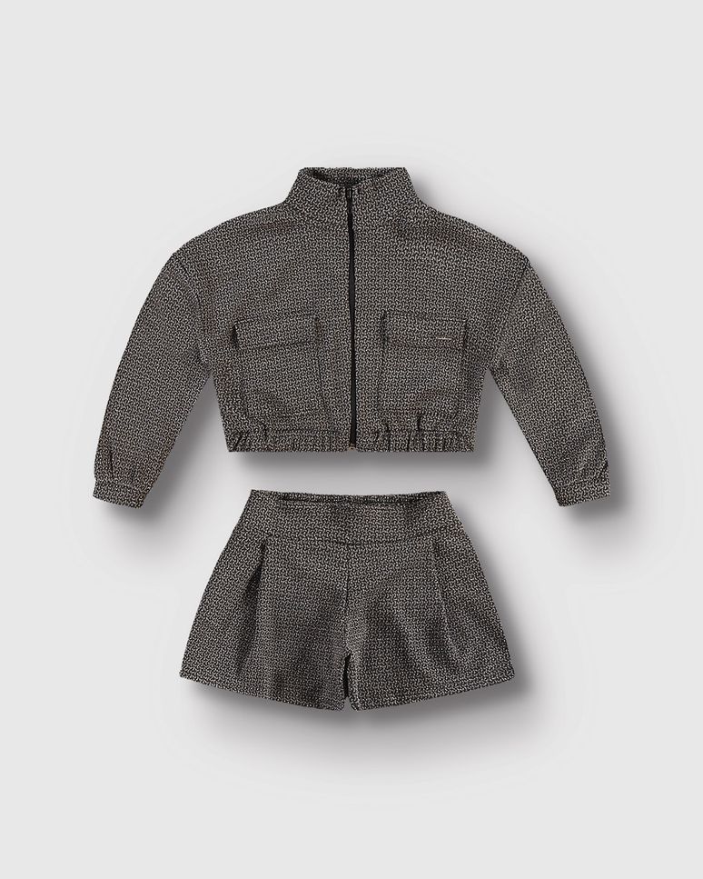 Conjunto Menina Jaqueta Bolsos Frontais E Shorts Saia - Carinhoso