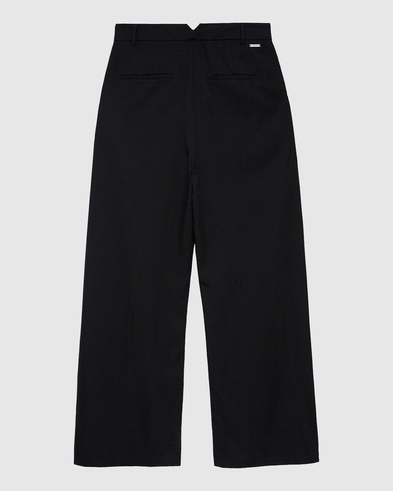 Calça Alfaiataria Feminina Pregas Frontais Em Liocel - ENFIM