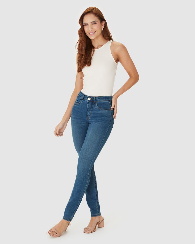 Calça Skinny Feminina Cintura Média Bolso Funcional Em Jeans Stretch