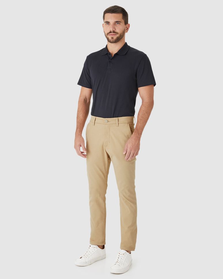 Calça Masculina Chino Bolso Funcional Em Sarja Com Elastano