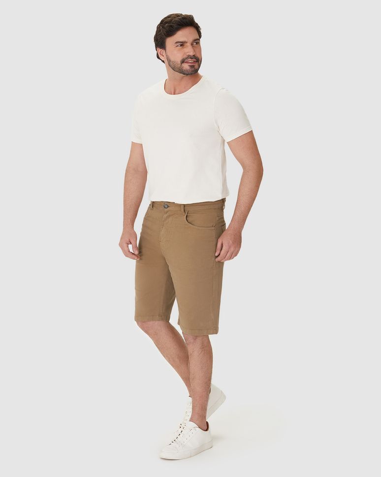 Bermuda Masculina Tradicional Bolso Funcional Em Sarja Com Elastano