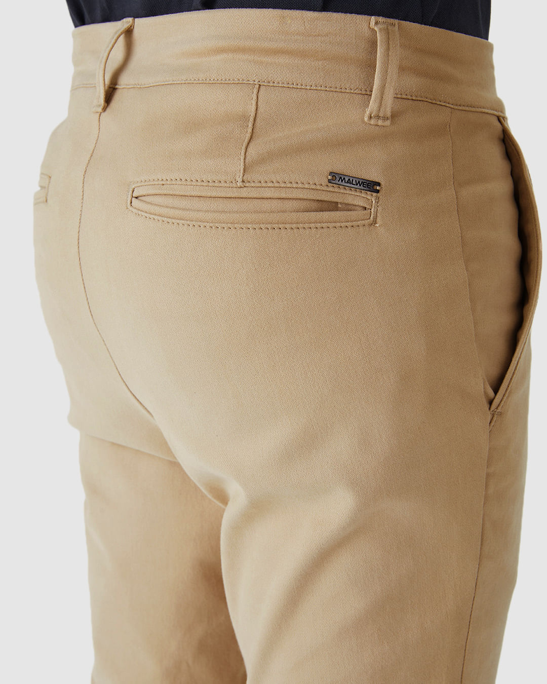 Calça Masculina Chino Bolso Funcional Em Sarja Com Elastano BEGE