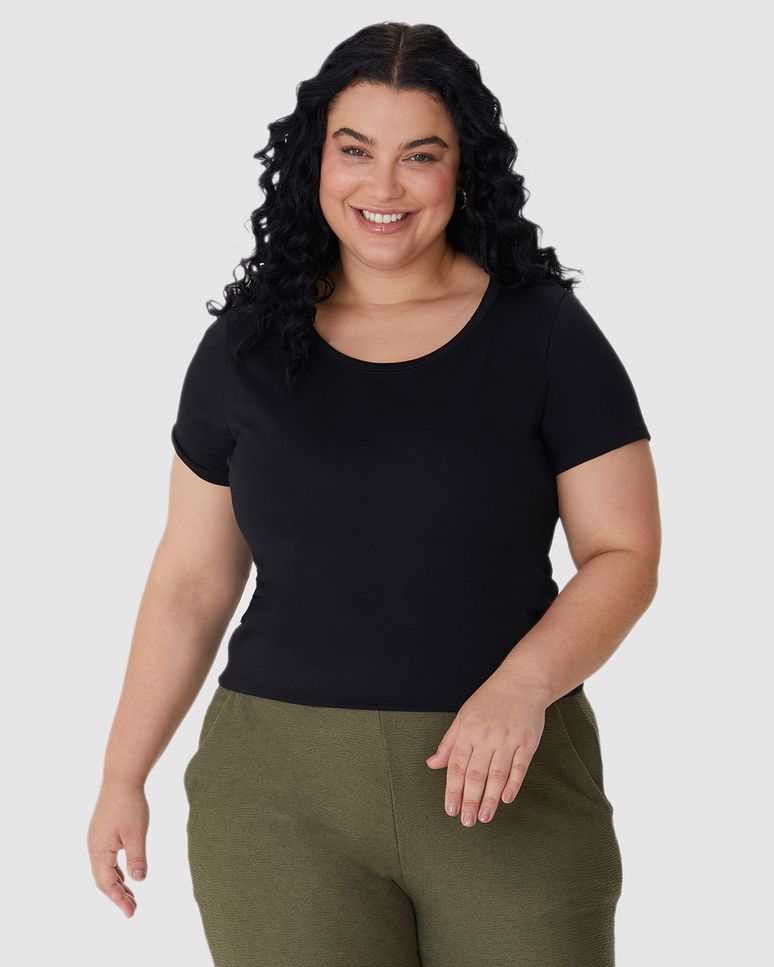 Blusa Básica Feminina Plus Size Decote Redondo Em Algodão