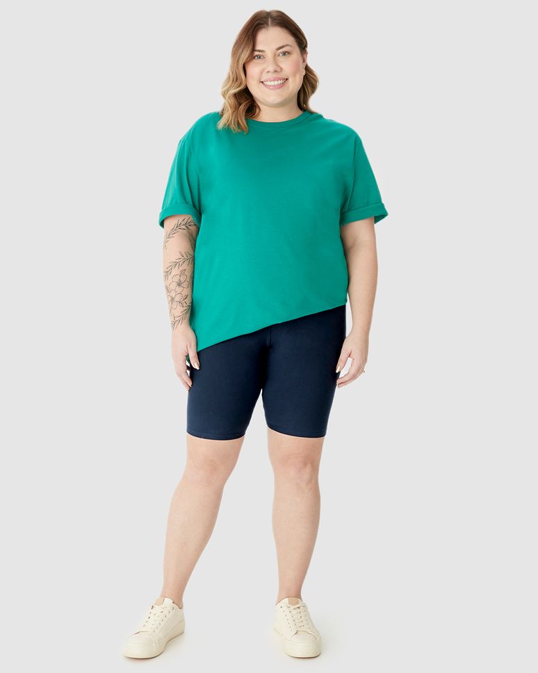 Bermuda Básica Feminina Plus Size Cintura Média Em Algodão