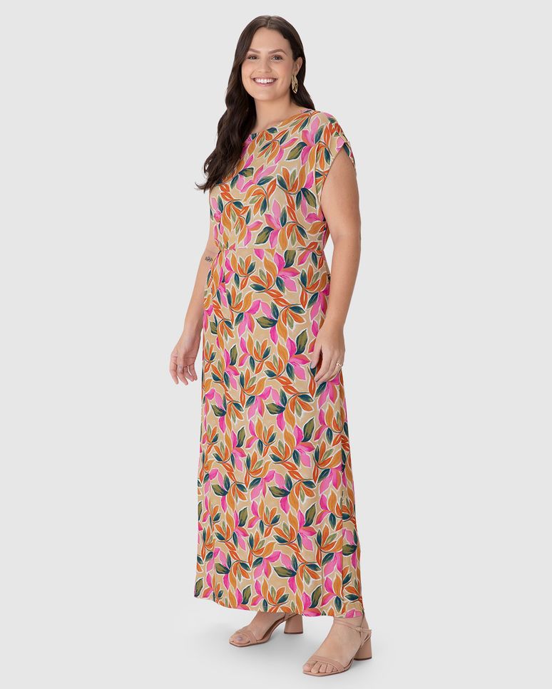 Vestido Feminino Plus Size Evasê Pregas Frontais Estampado Em Viscose Stretch