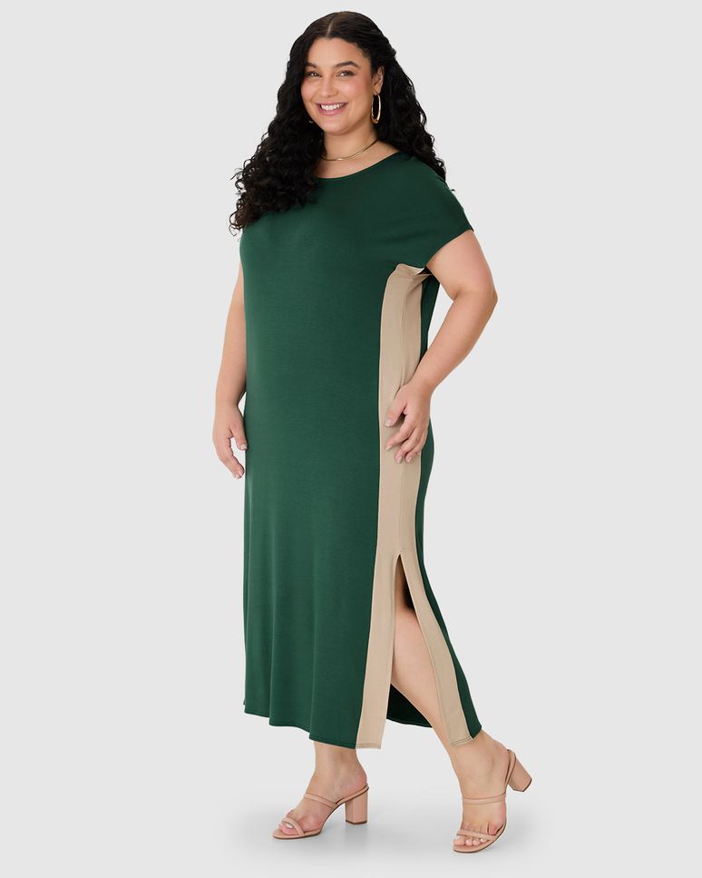 Vestido Midi Feminino Plus Size Recorte E Fenda Lateral Em Moletinho De Viscose