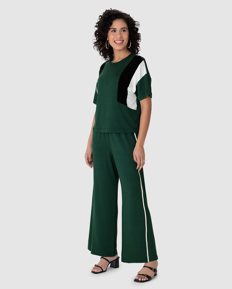 Blusa Ampla Feminina Com Recortes Contrastantes Em Moletinho De Viscose