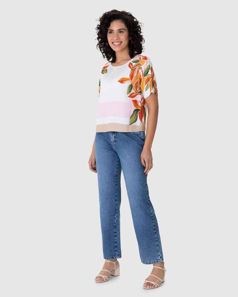 Blusa Boxy Feminina Manga Curta Estampa Digital Em Viscose