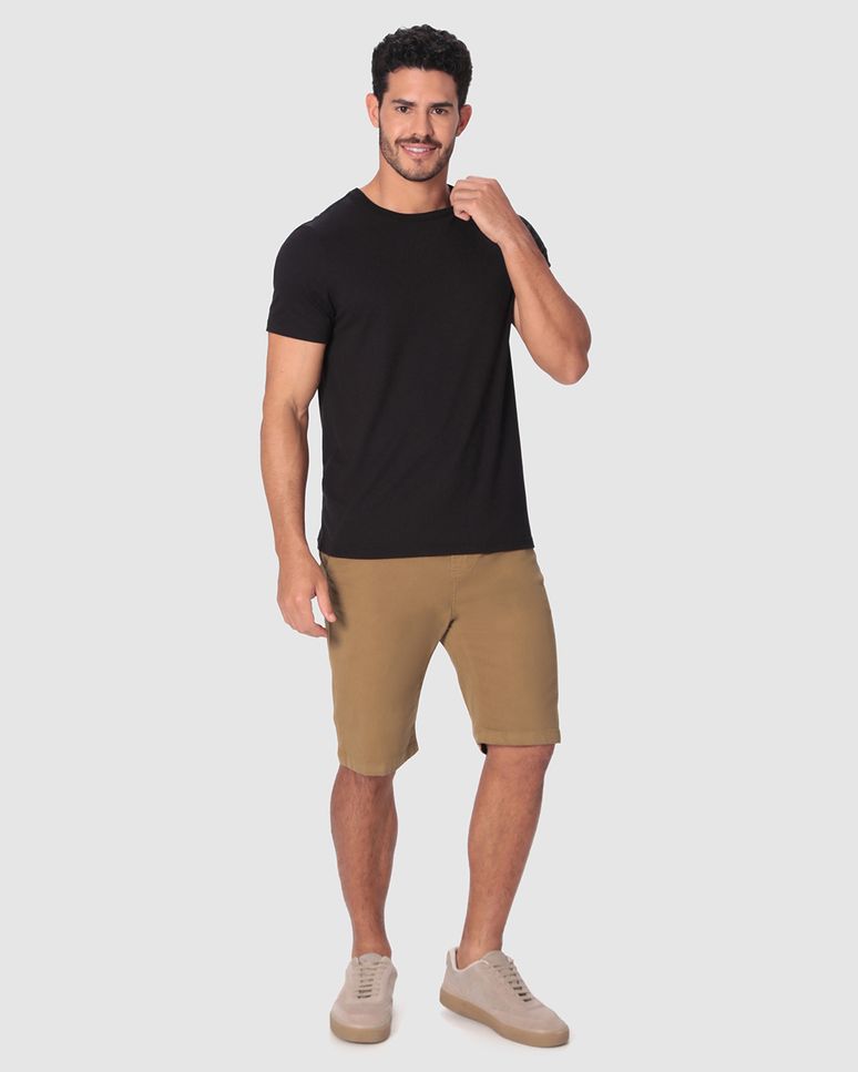 Bermuda Masculina Chino Cintura Média Bolso Funcional Em Sarja Stretch