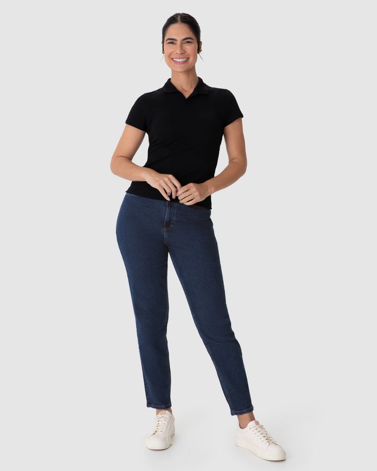Calça Feminina Mom Bolso Funcional Em Jeans Com Elastano