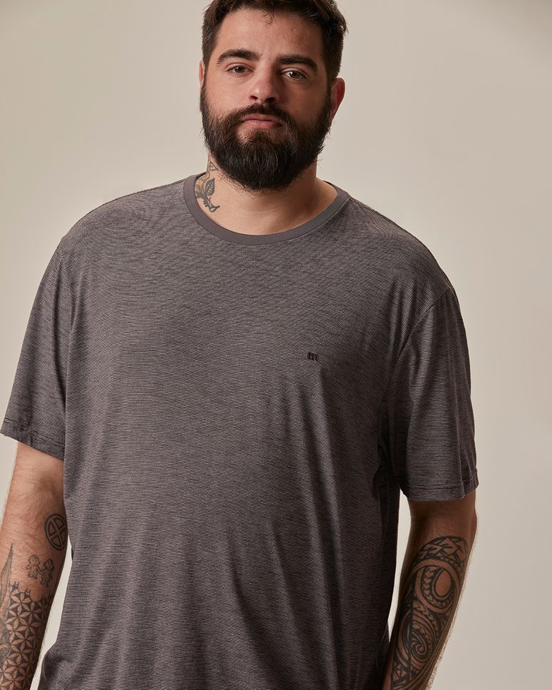 Camiseta Básica Masculina Plus Size Regular Em Malha Fio A Fio