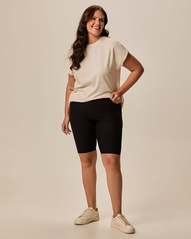 Bermuda Básica Feminina Plus Size Cintura Média Em Algodão