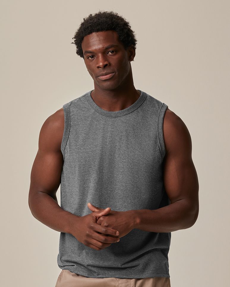 Regata Básica Masculina Cava Ajustada Em Algodão