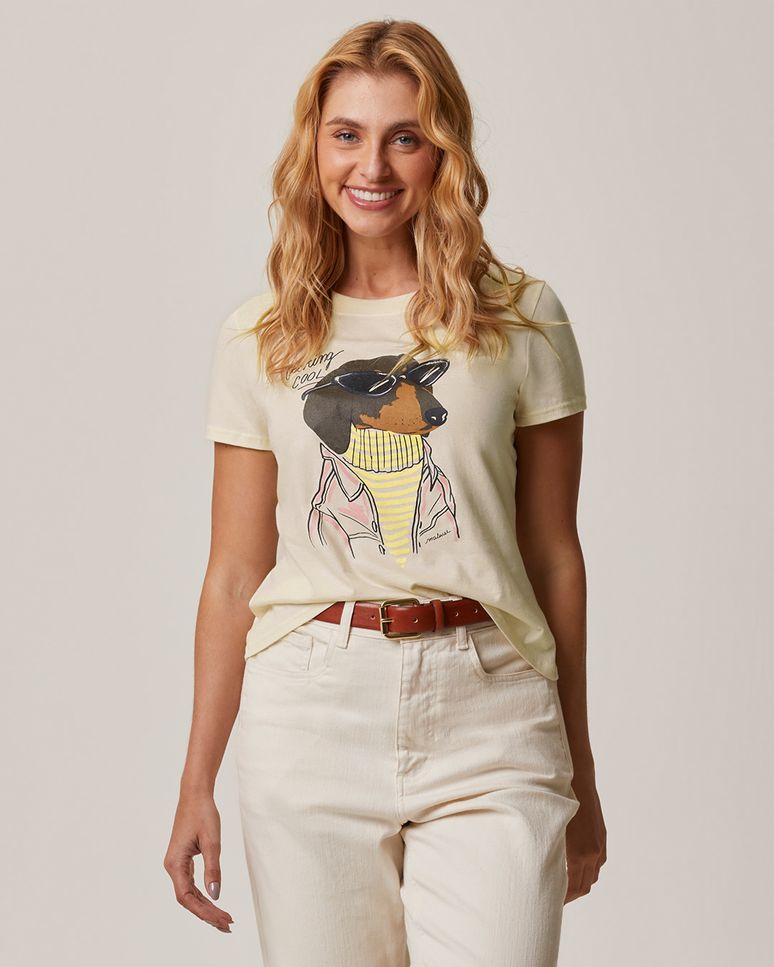 Camiseta Feminina Manga Curta Estampa Ilustrativa Frontal Em Algodão